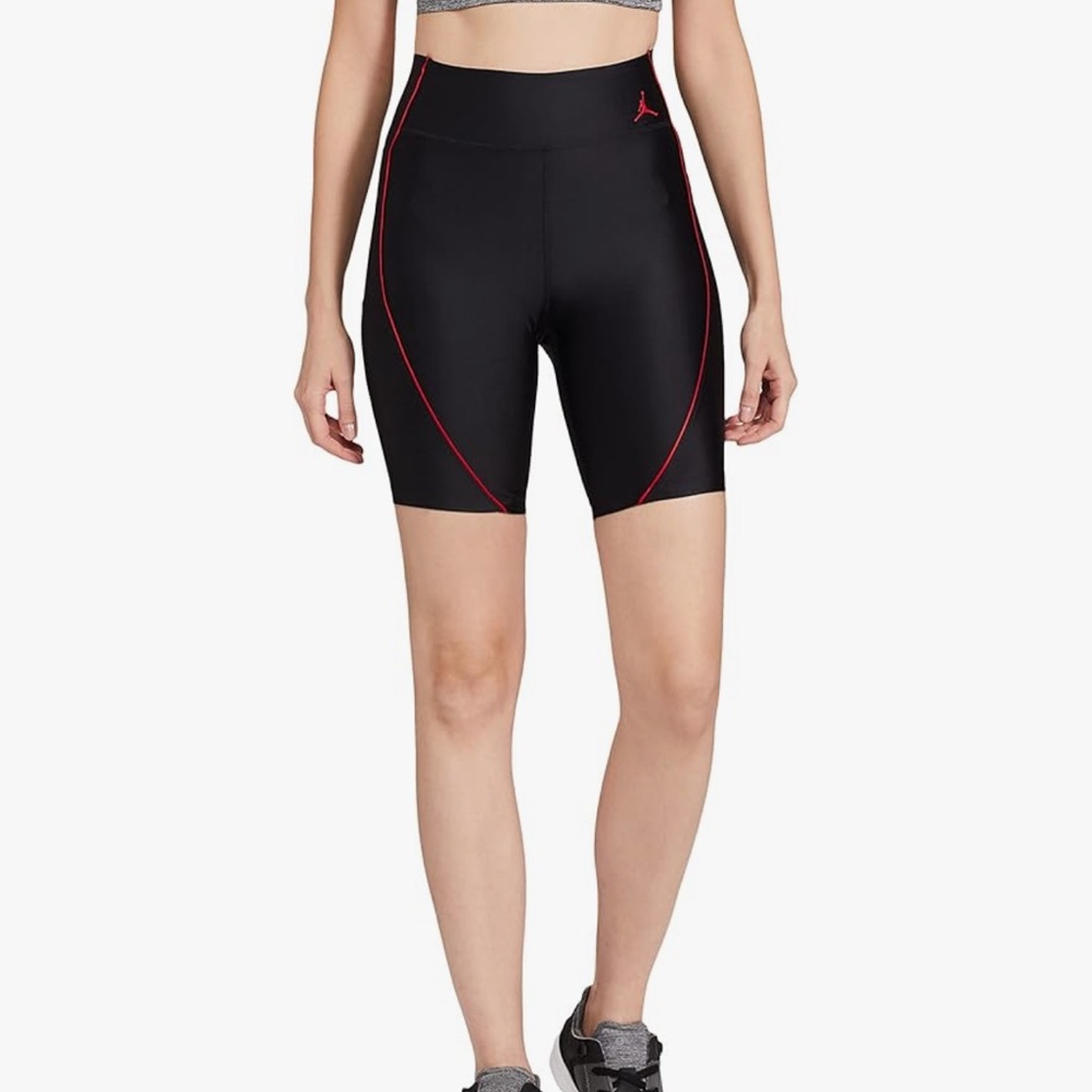 Nike Jordan Biker Shorts Mid-Rise High-Performance Fit
